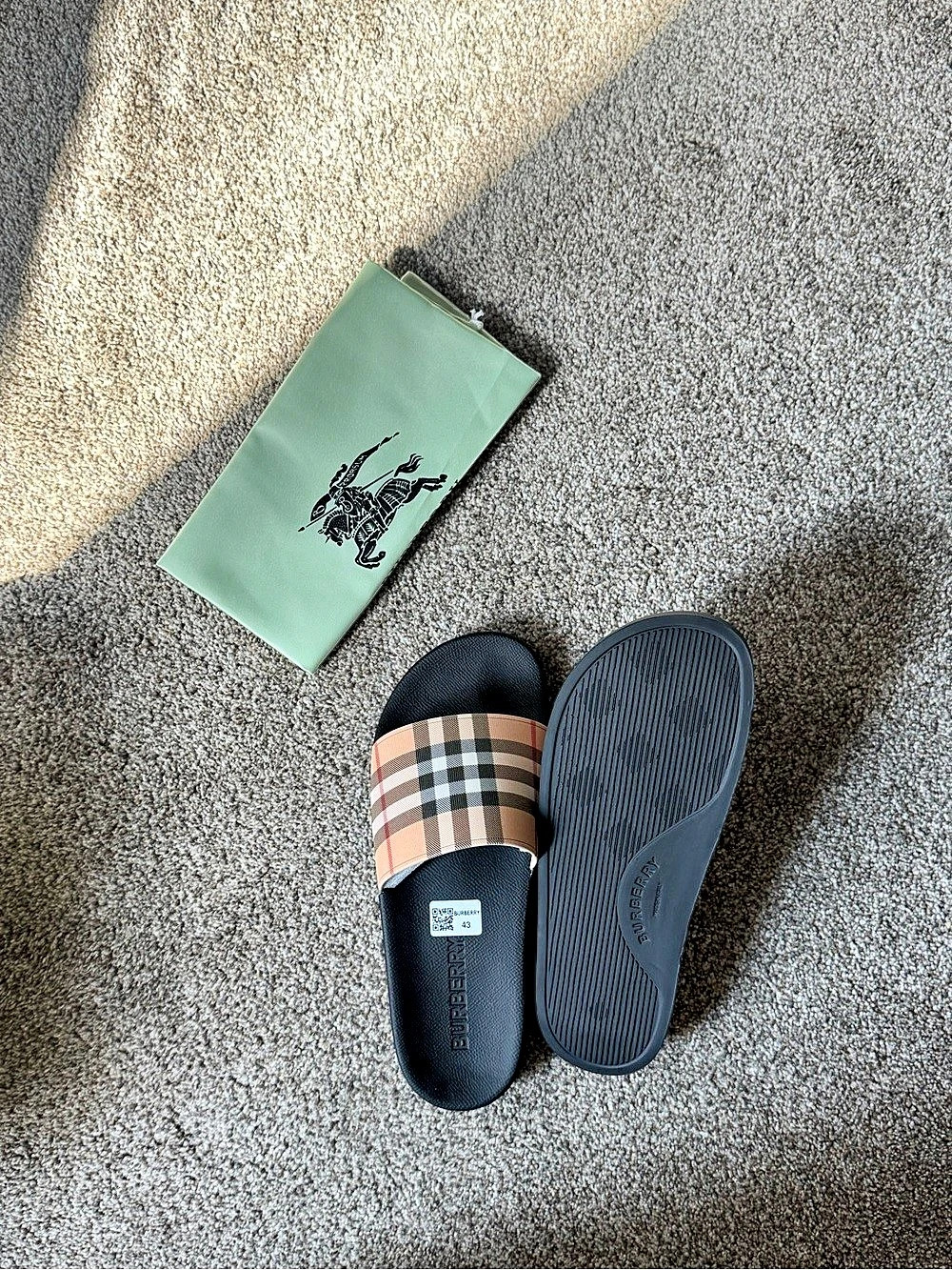 Burberry Furley Vintage Check Slide Sandals Black & Brown